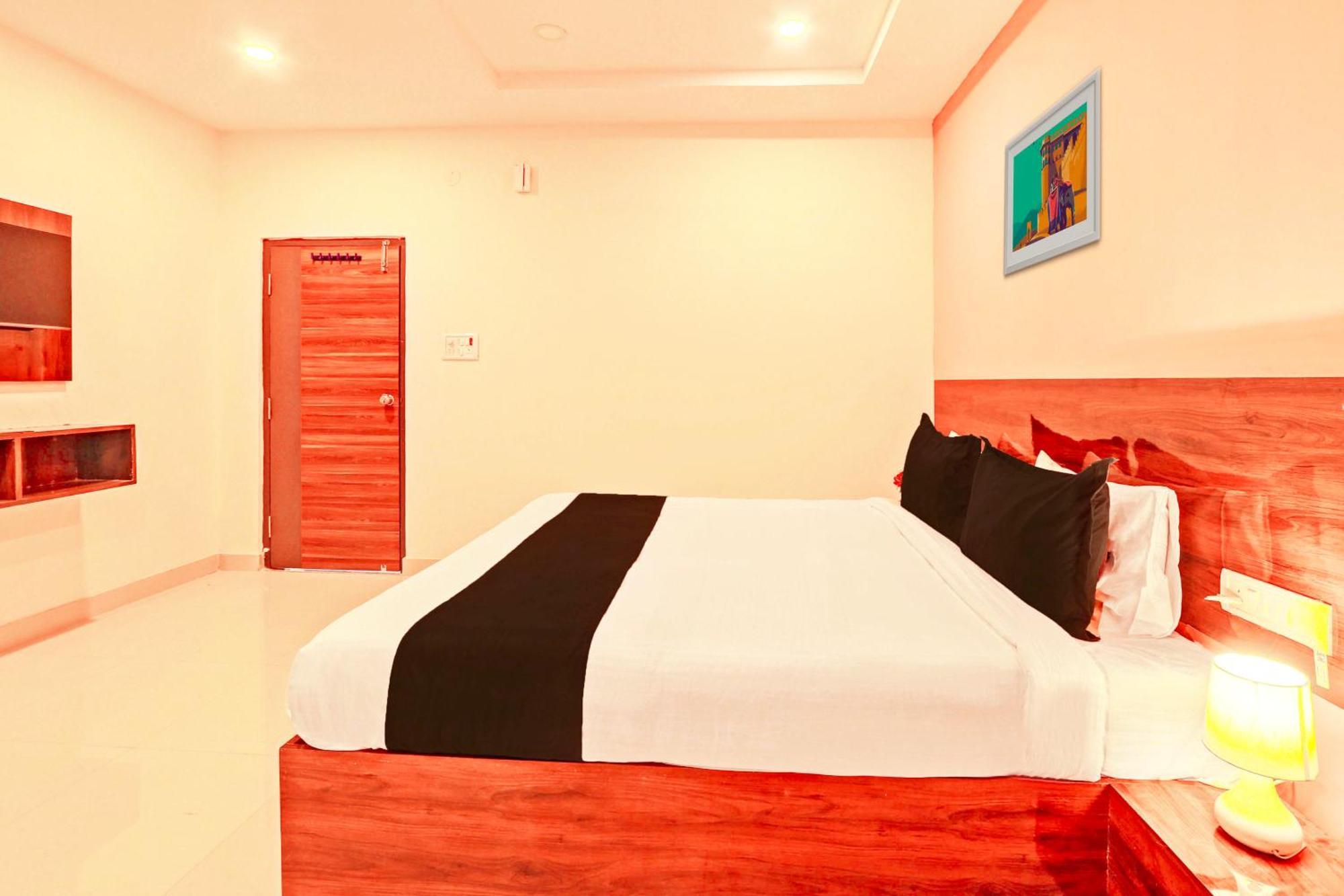 Hotel O R Square Haidarábád Kültér fotó