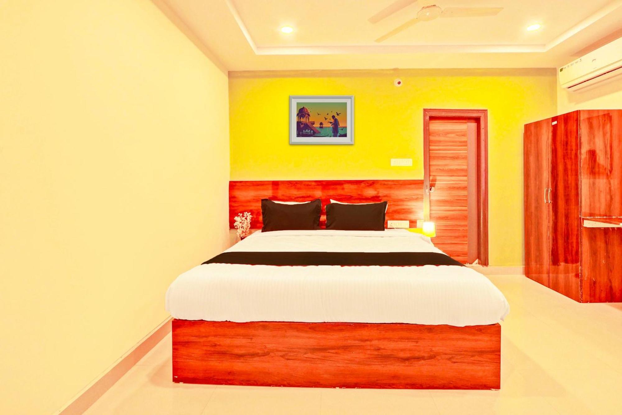 Hotel O R Square Haidarábád Kültér fotó